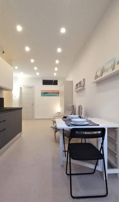 Il Monolocale Del Corso 288 I.u.n. Q6527 Appartement